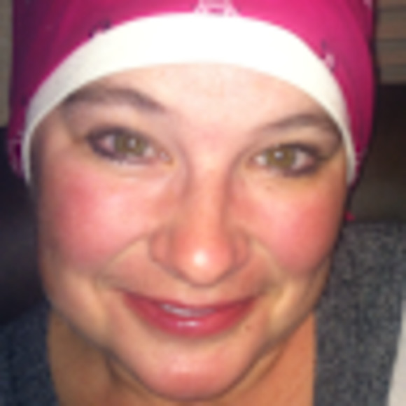 Meet your Posher, Stephanie - Picture 1 of 1